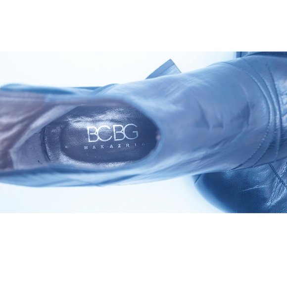 BCBGMaxAzria black leather ankle boots - Picture 5 of 7